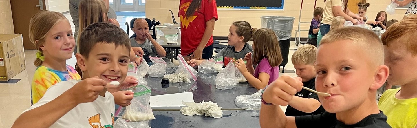 students eating ice cream